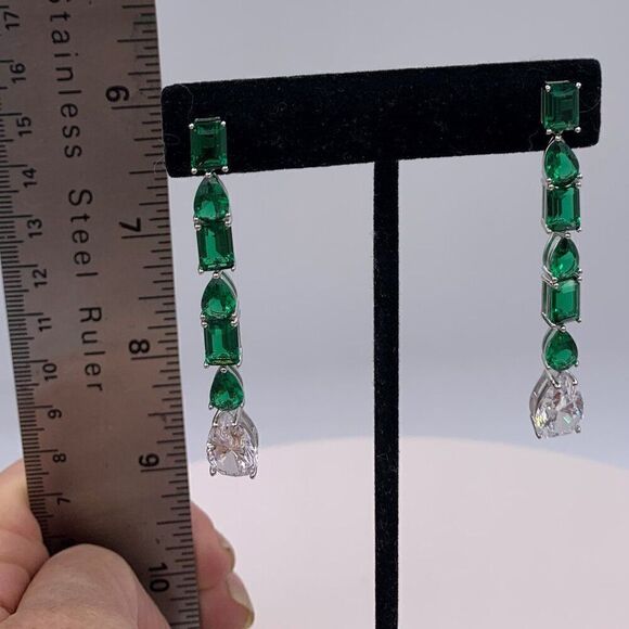 Earrings, NWOT, lab emerald, solid 925 sterling silver, long articulated drop - Picture 3 of 11